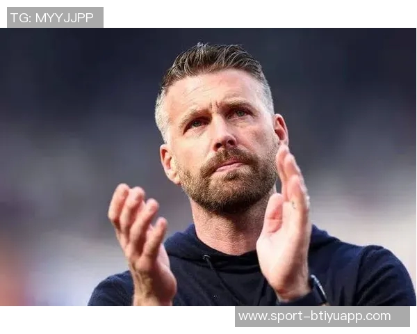 米堡主帅罗伯特爱德华兹成狼队新帅热门人选 米堡主帅罗伯特爱德华兹成狼队新帅热门人选